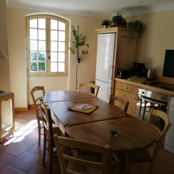 licorne-cotignac-table-2